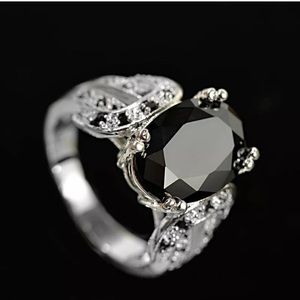 Elegant Women Oval Cut Black Sapphire Silver Ring